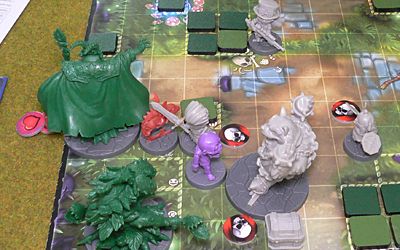 Already three heroes down when Emerald takes out the spawn point